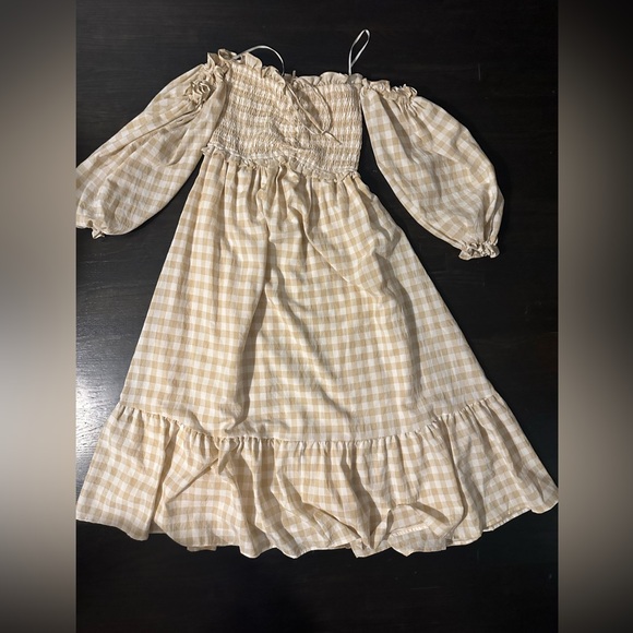 These Three Boutique white and tan check dress - Picture 2 of 4